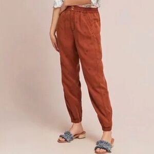 New with tags NWT Anthropologie orange embroidered jogger pants size medium M